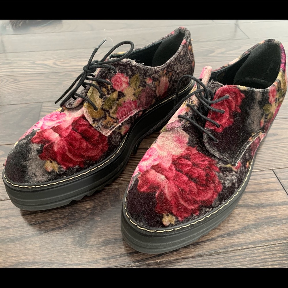 Floral velvet oxfords -  girly, chic, never worn!